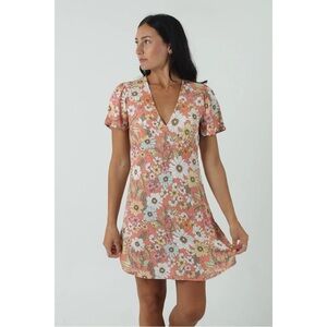 Quiet Storm | NWOT Beach Date V Neck Dress
